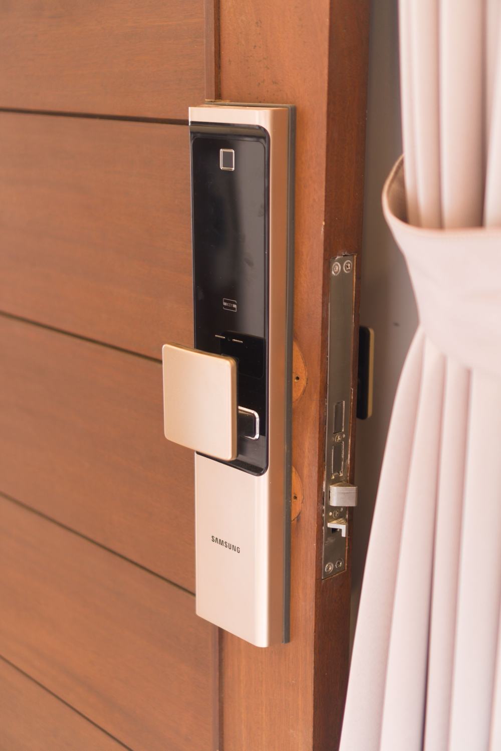 Electrical & Smart Technology